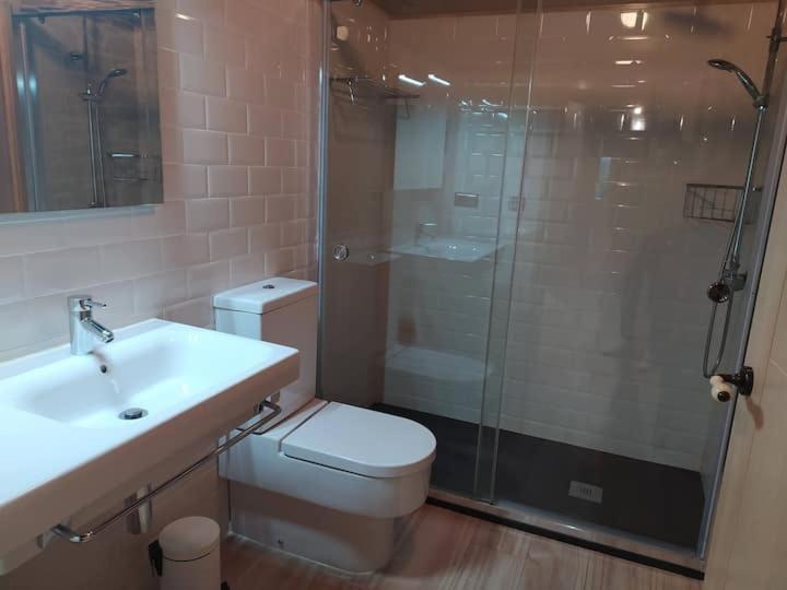Habitaciones La Cuevona De Guitiriz Lugo Екстериор снимка